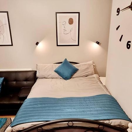 Stylish Apartment, Self Check-In, Ideal 4 Contractors, 25Mins To Gatwick Airport Thornton Heath Экстерьер фото