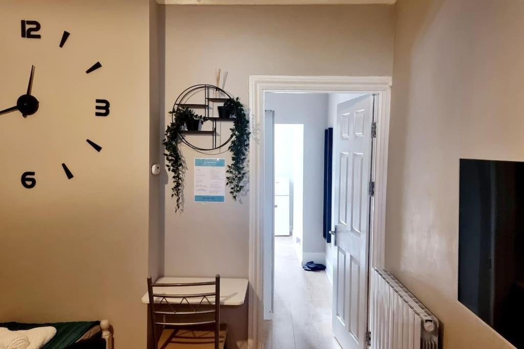 Stylish Apartment, Self Check-In, Ideal 4 Contractors, 25Mins To Gatwick Airport Thornton Heath Экстерьер фото