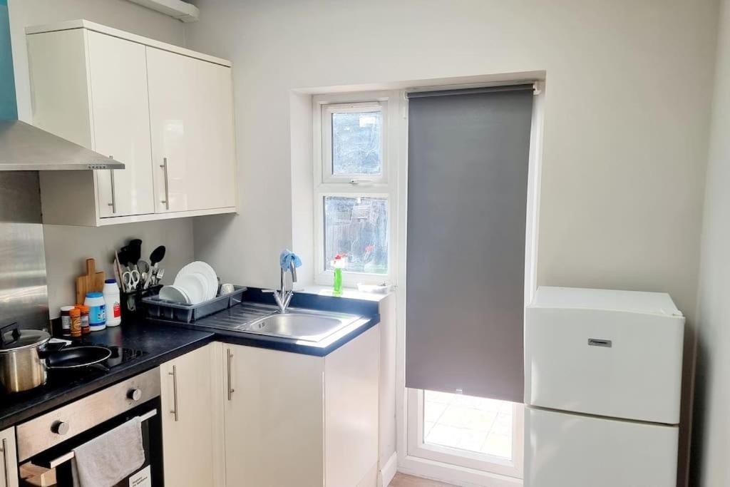 Stylish Apartment, Self Check-In, Ideal 4 Contractors, 25Mins To Gatwick Airport Thornton Heath Экстерьер фото