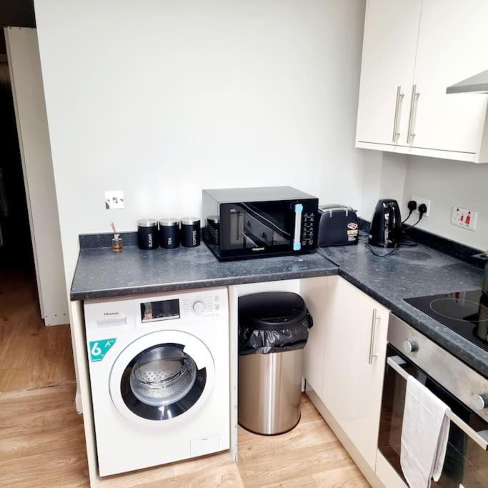 Stylish Apartment, Self Check-In, Ideal 4 Contractors, 25Mins To Gatwick Airport Thornton Heath Экстерьер фото